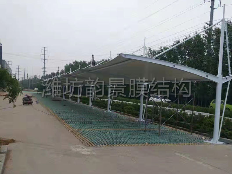 膜結(jié)構(gòu)遮陽(yáng)棚